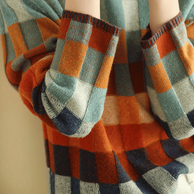 Soft cashmere turtleneck sweater | Stylish patchwork design